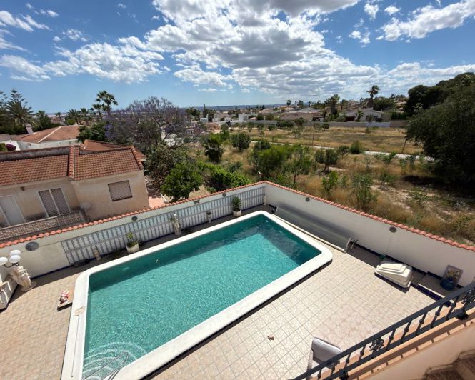 Image No.19-7 Bed Villa for sale
