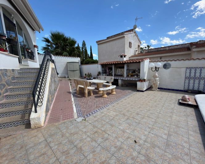 Image No.25-7 Bed Villa for sale
