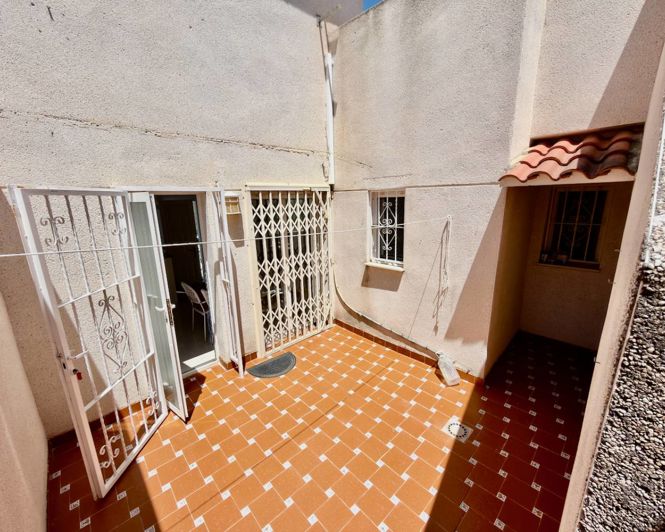 Image No.16-2 Bed Villa for sale
