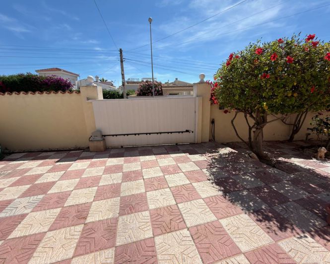 Image No.27-5 Bed Villa for sale