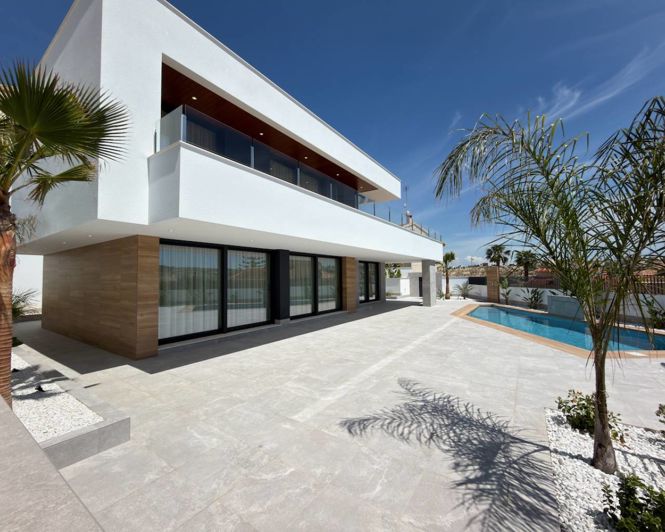 Image No.22-4 Bed Villa for sale