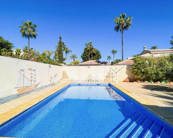 Image No.24-4 Bed Villa for sale