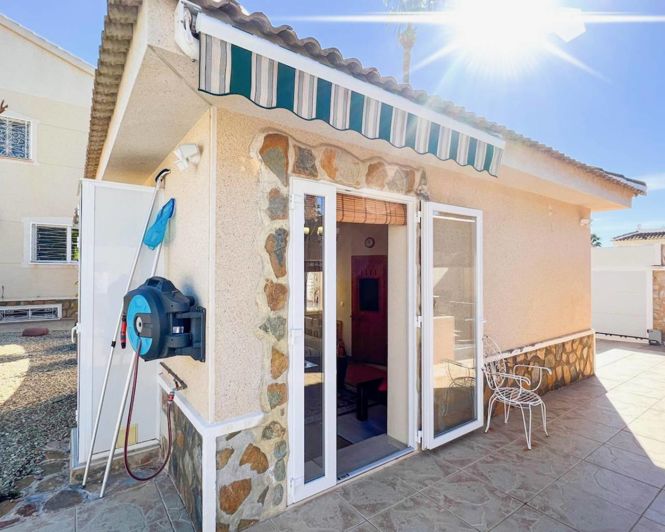 Image No.25-4 Bed Villa for sale