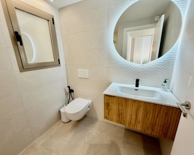 Image No.10-3 Bed Apartment for sale