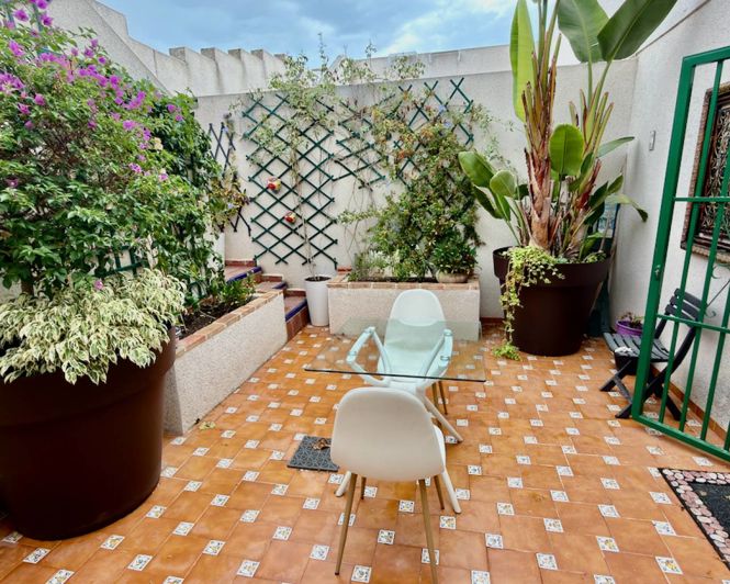 Image No.9-2 Bed Villa for sale