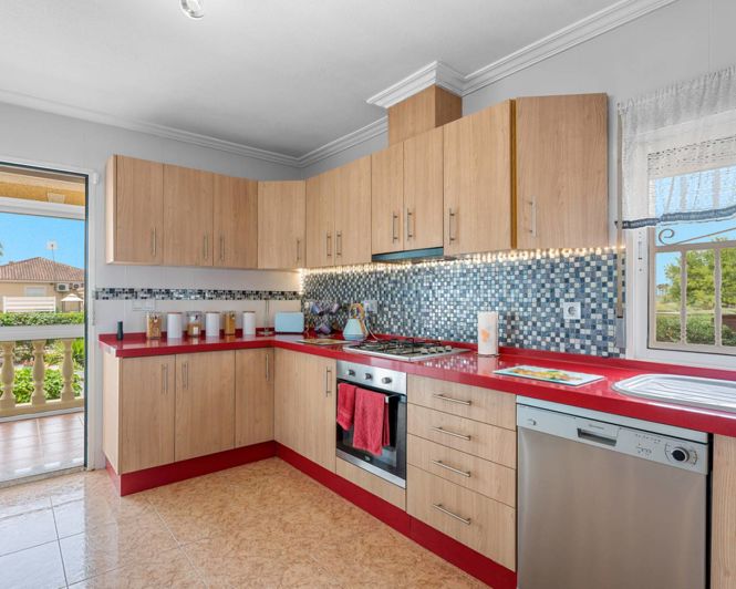 Image No.28-3 Bed Villa for sale