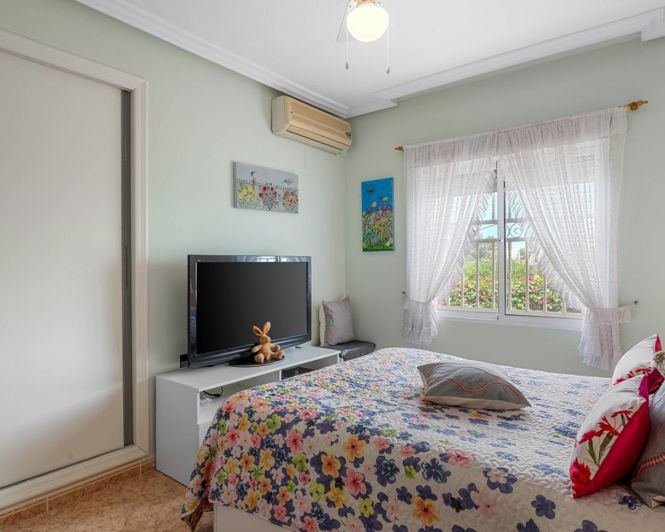 Image No.33-3 Bed Villa for sale