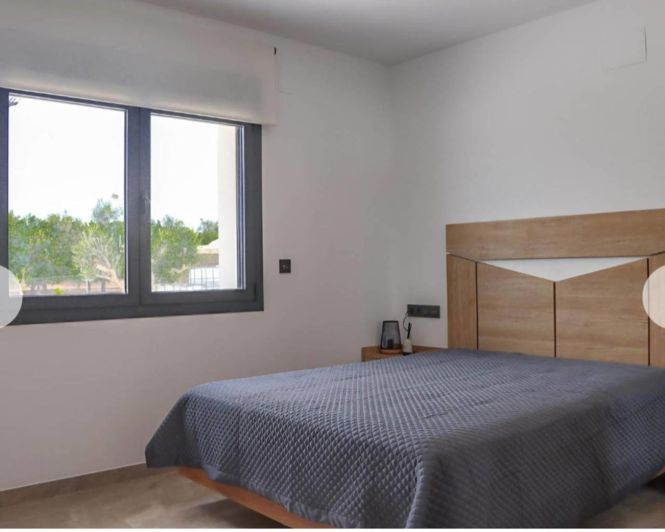 Image No.18-4 Bed Villa for sale