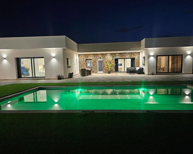 Image No.31-4 Bed Villa for sale