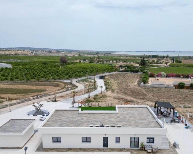 Image No.33-4 Bed Villa for sale