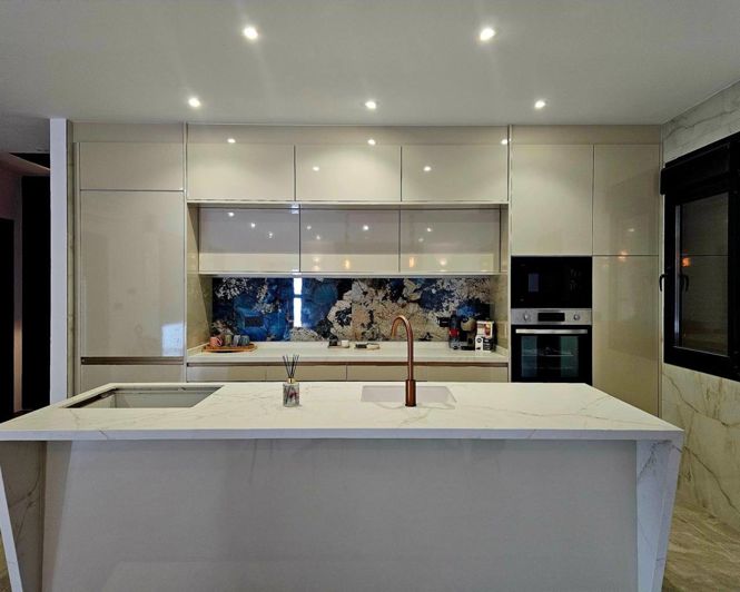Image No.4-4 Bed Villa for sale