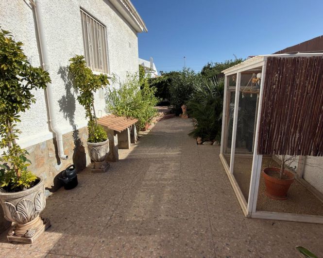 Image No.26-3 Bed Villa for sale