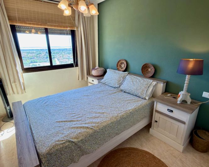 Image No.8-2 Bed Apartment for sale
