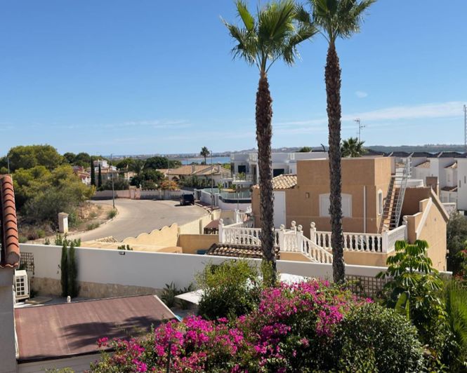 Image No.23-3 Bed Villa for sale
