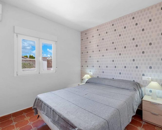 Image No.20-6 Bed Villa for sale