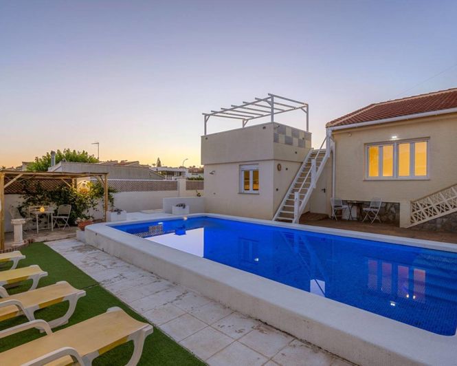 Image No.22-6 Bed Villa for sale