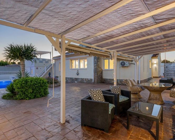 Image No.26-6 Bed Villa for sale