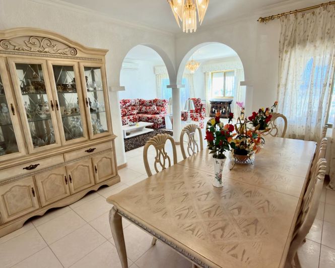 Image No.10-3 Bed Villa for sale
