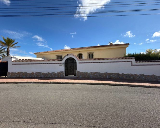 Image No.31-3 Bed Villa for sale