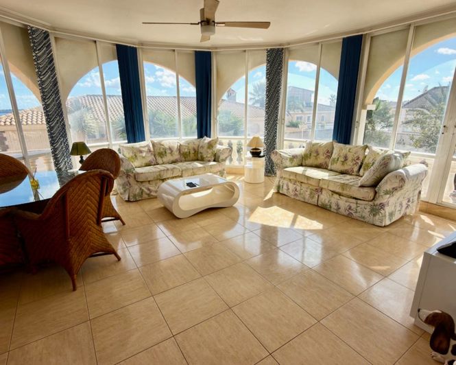 Image No.5-3 Bed Villa for sale