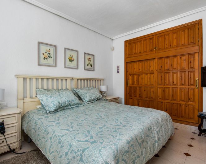 Image No.10-4 Bed Villa for sale