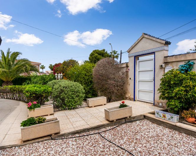 Image No.20-4 Bed Villa for sale
