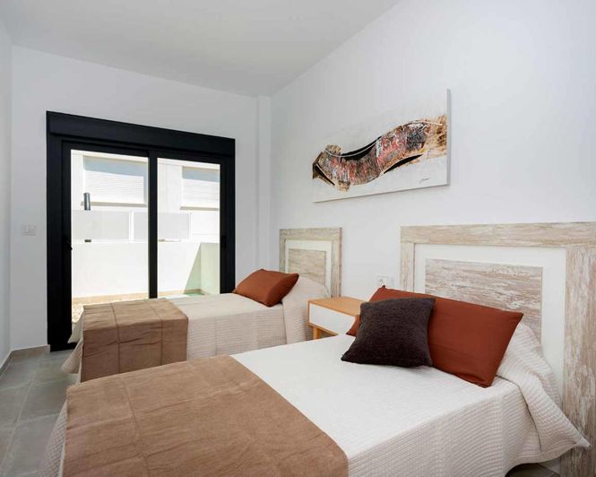 Image No.26-3 Bed Villa / Detached for sale