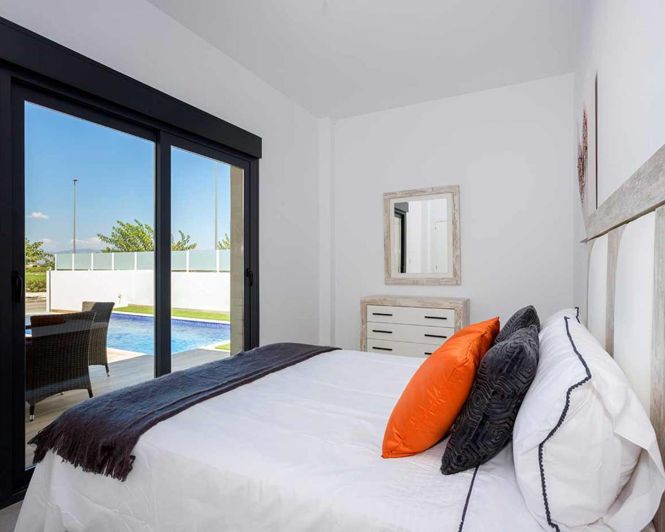 Image No.29-3 Bed Villa / Detached for sale