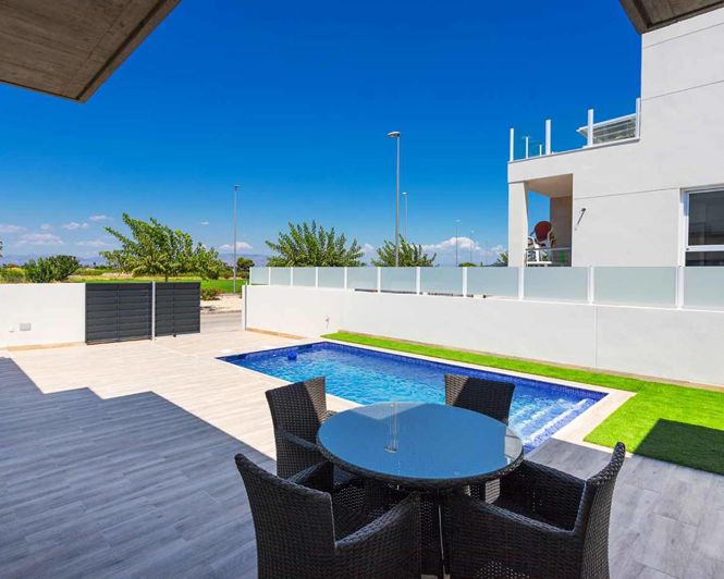 Image No.4-3 Bed Villa / Detached for sale