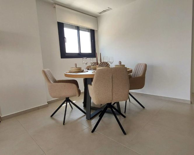 Image No.14-2 Bed Apartment for sale
