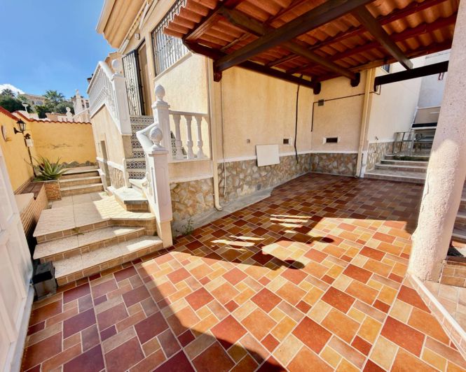Image No.19-3 Bed Villa for sale