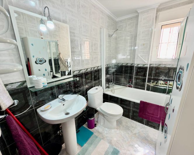 Image No.8-3 Bed Villa for sale
