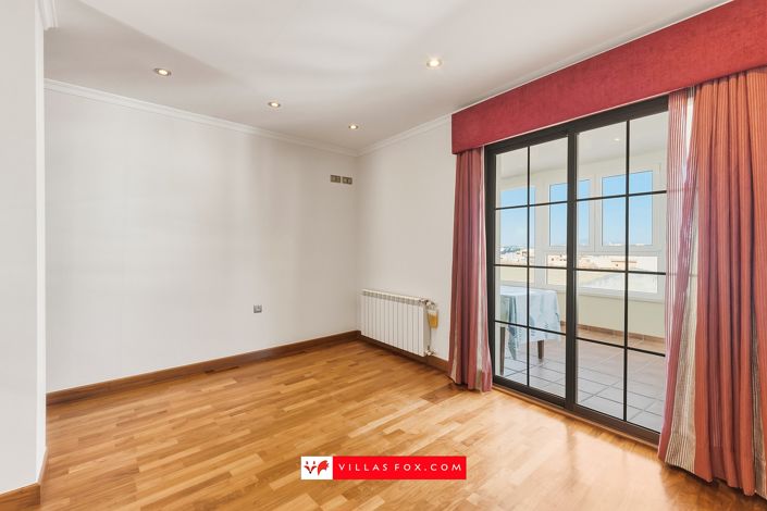 Image No.32-3 Bed Apartment for sale