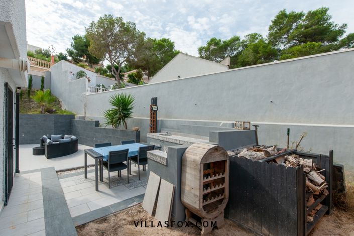 Image No.12-3 Bed Villa for sale