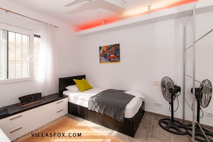 Image No.19-3 Bed Villa for sale