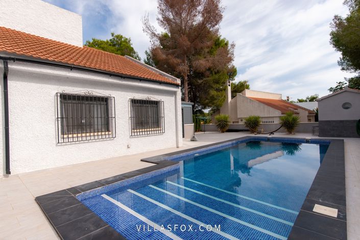 Image No.28-3 Bed Villa for sale