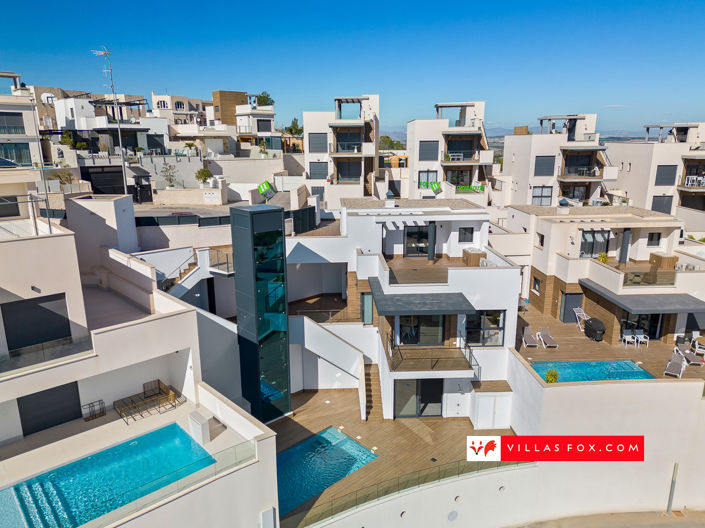 Image No.19-3 Bed Villa for sale