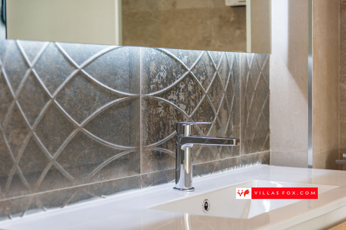 Image No.53-3 Bed Villa for sale