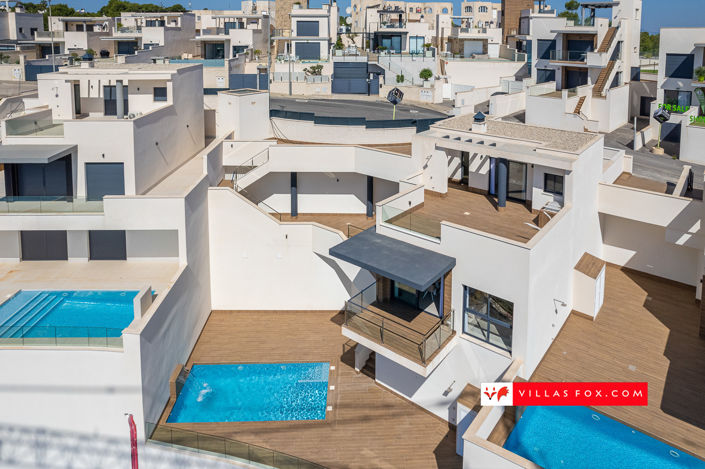 Image No.67-3 Bed Villa for sale