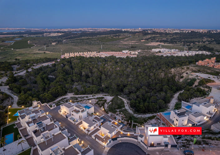 Image No.74-3 Bed Villa for sale