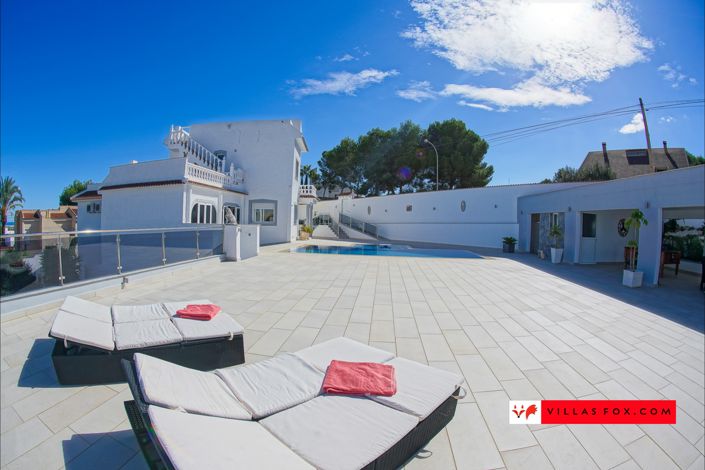 Image No.37-6 Bed Villa for sale