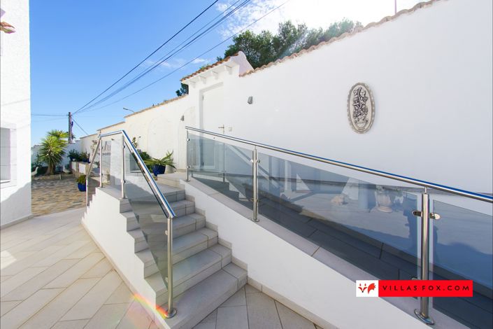 Image No.39-6 Bed Villa for sale