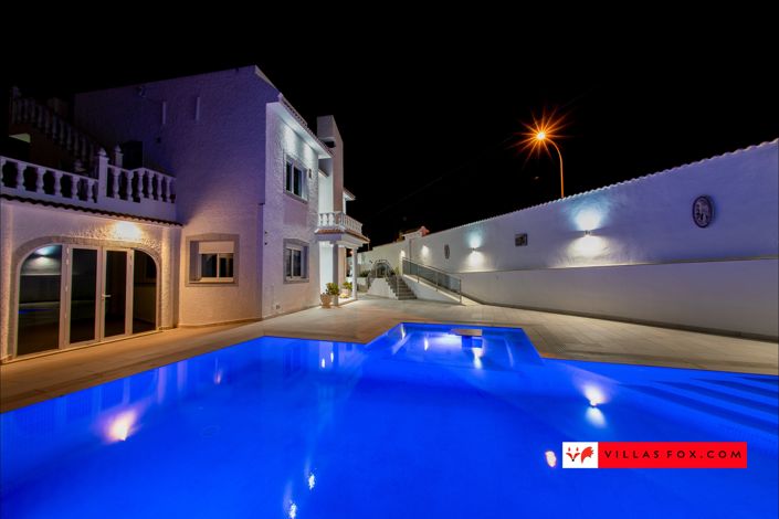 Image No.52-6 Bed Villa for sale