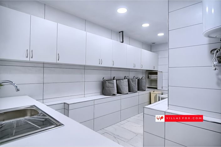 Image No.37-5 Bed Villa for sale