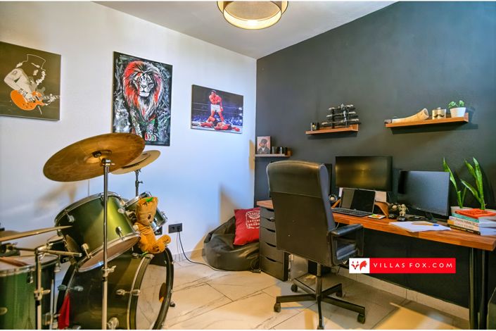 Image No.13-5 Bed Villa for sale