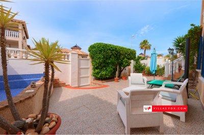 1499orihuelacostadetachedvillaforsale-41