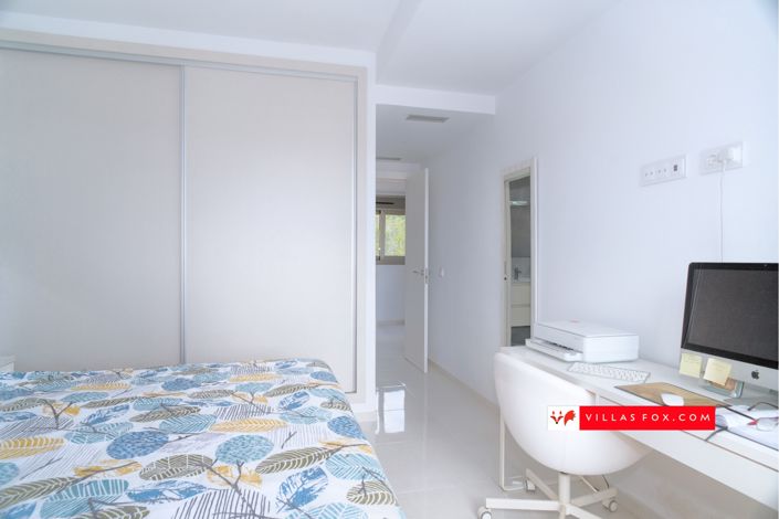 Image No.17-3 Bed Villa for sale