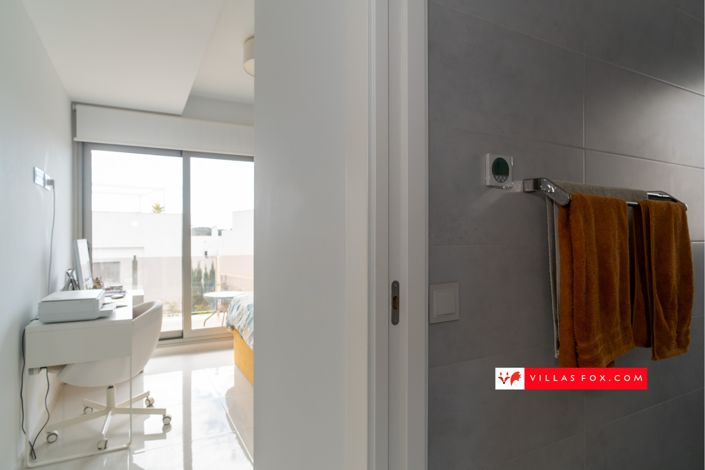 Image No.20-3 Bed Villa for sale