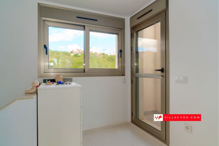 Image No.26-3 Bed Villa for sale