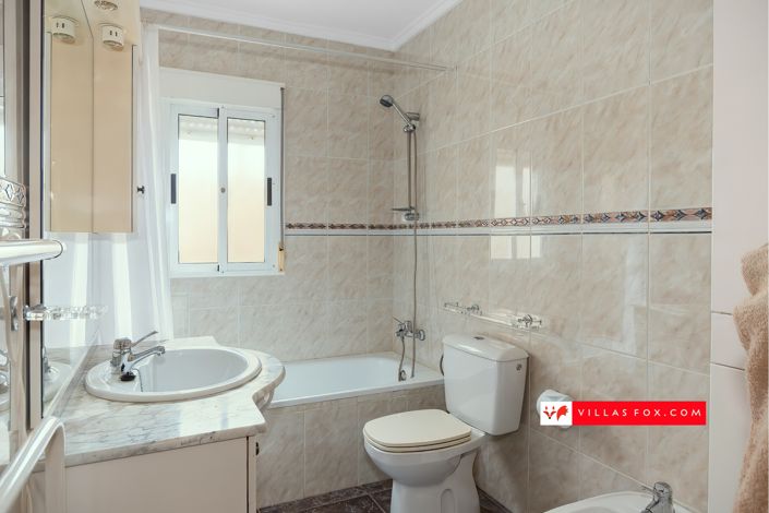 Image No.21-4 Bed Villa for sale